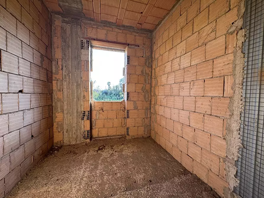 Immagine 1 di Casa indipendente in vendita  in via caio maio 2 a Velletri