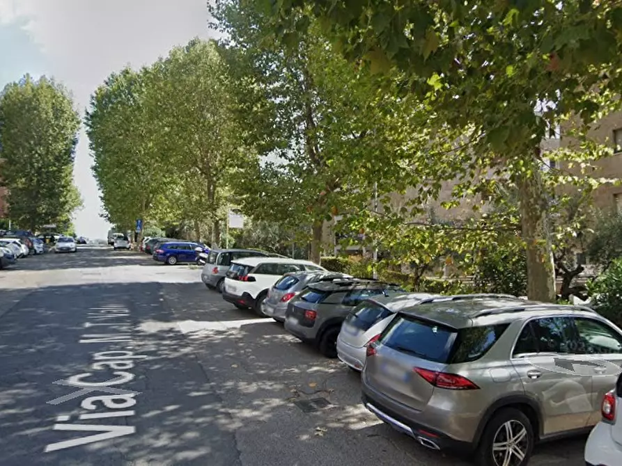 Immagine 2 di Box auto in vendita  in via tullio valeri 26 a Albano Laziale