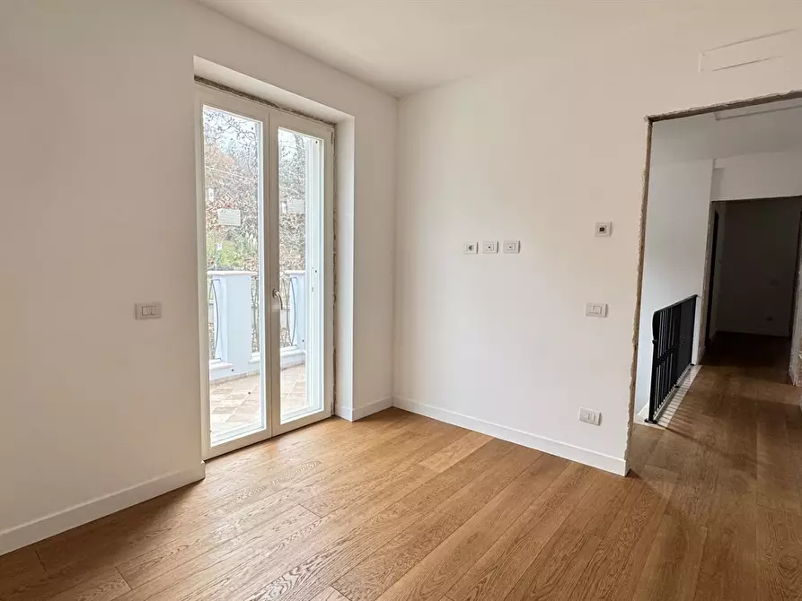 Immagine 5 di Villa in vendita  in viale dei lauri 40 a Ariccia