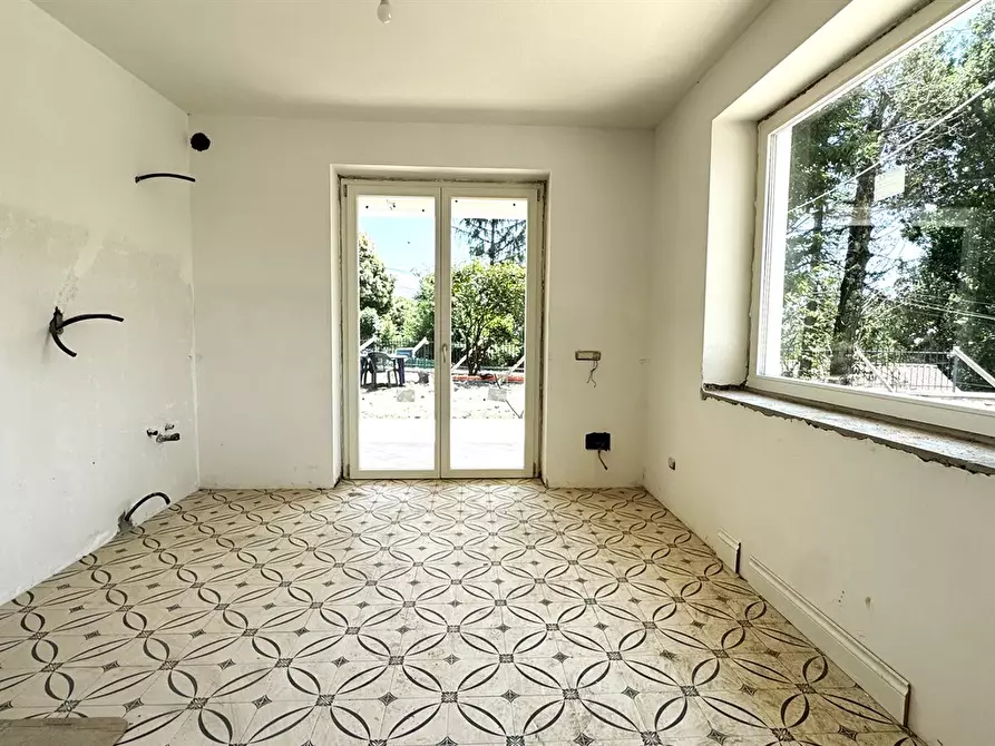 Immagine 1 di Villa in vendita  in viale dei lauri 40 a Ariccia