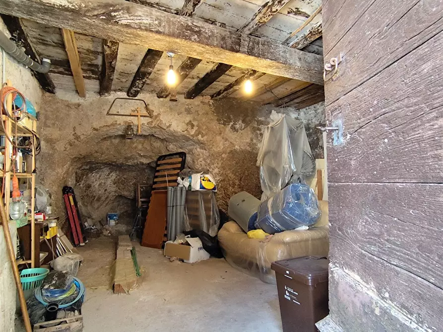 Immagine 5 di Appartamento in vendita  in via vittorio emanuele 25 a Vico Nel Lazio