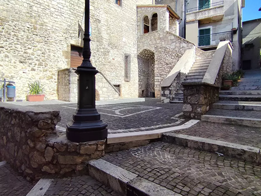 Immagine 9 di Appartamento in vendita  in via vittorio emanuele 25 a Vico Nel Lazio