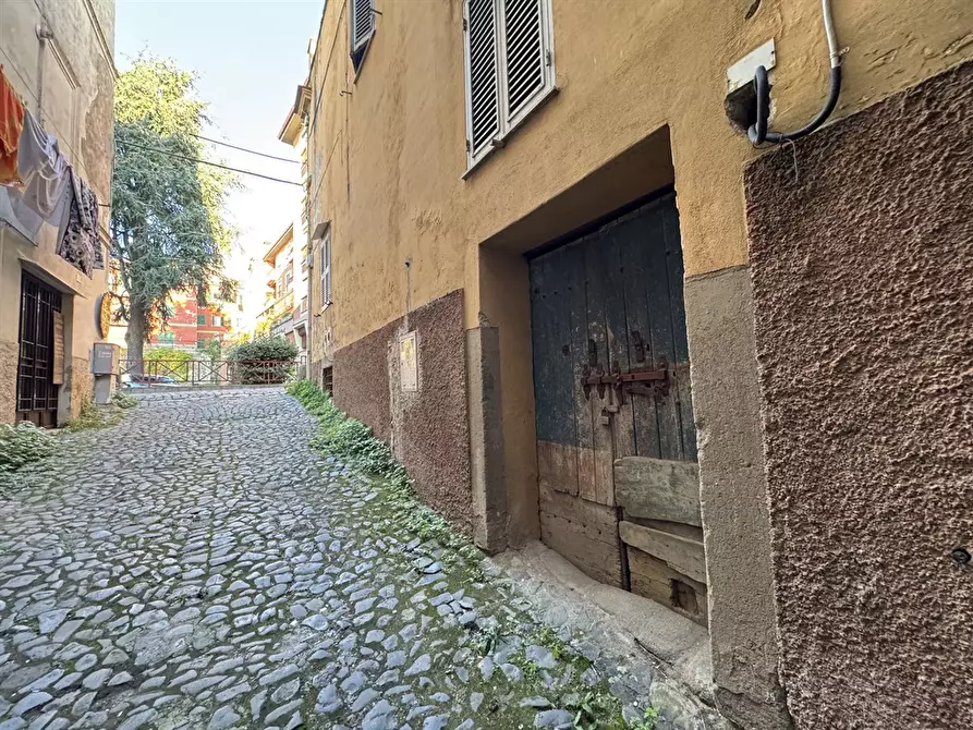 Immagine 3 di Magazzino in vendita  in Via Castro Pretorio 27 a Albano Laziale