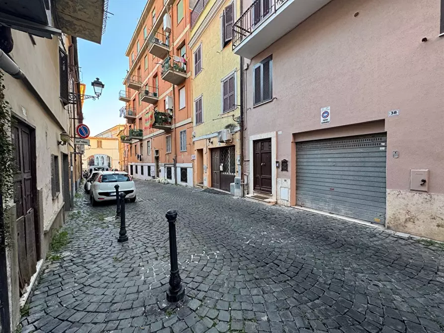 Immagine 2 di Negozio in vendita  in via san pancrazio 29 a Albano Laziale