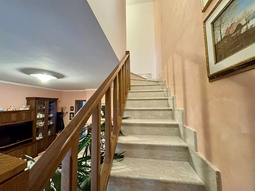 Immagine 6 di Casa trifamiliare in vendita  in via orti pompei 19 a Albano Laziale