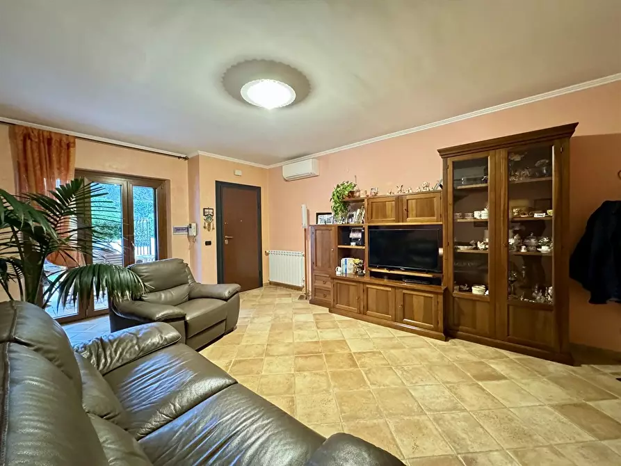 Immagine 1 di Casa trifamiliare in vendita  in via orti pompei 19 a Albano Laziale