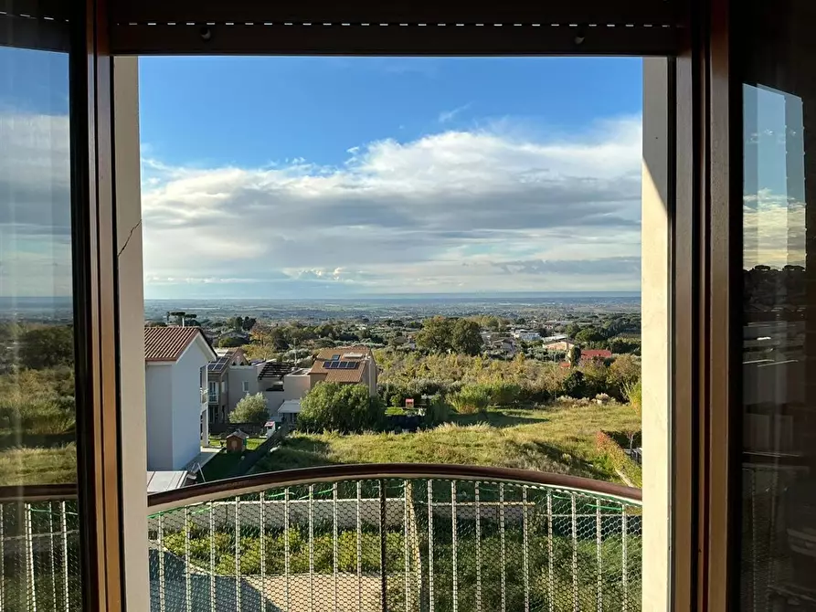 Immagine 2 di Appartamento in vendita  in via delle Albicocche 8 a Ariccia