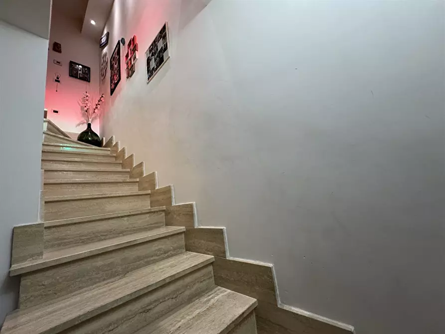 Immagine 4 di Casa indipendente in vendita  in Via Casette 26 a Albano Laziale