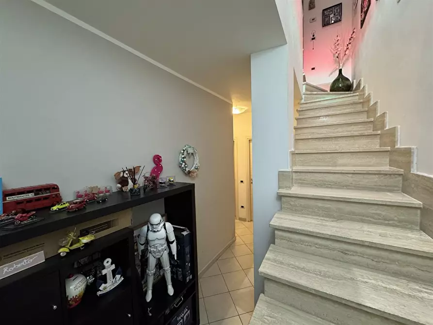 Immagine 3 di Casa indipendente in vendita  in Via Casette 26 a Albano Laziale