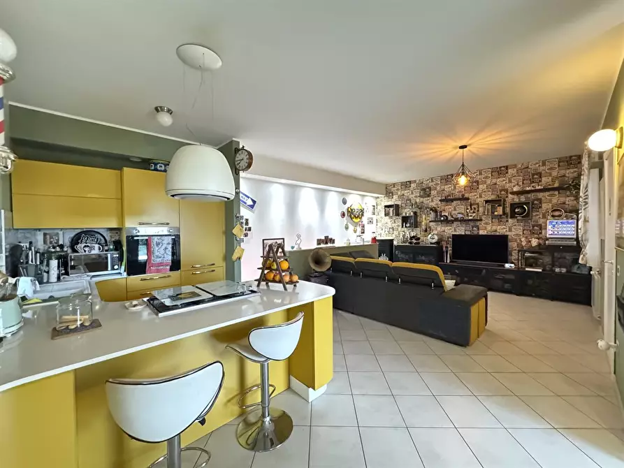 Immagine 1 di Casa indipendente in vendita  in Via Casette 26 a Albano Laziale