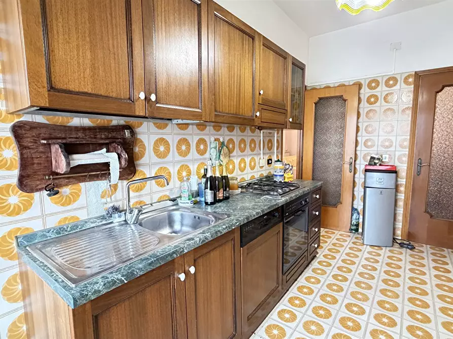 Immagine 1 di Appartamento in vendita  in Via Pietrara 1 a Albano Laziale