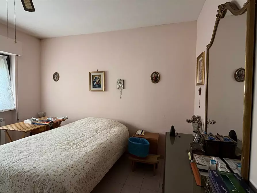 Immagine 5 di Appartamento in vendita  in piazza dietrich 17 a Albano Laziale