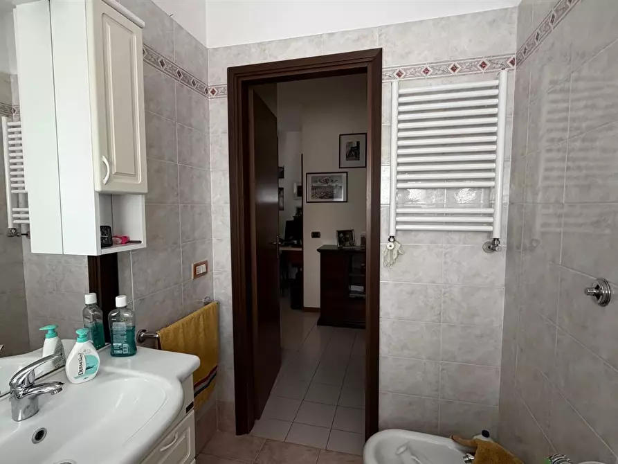 Immagine 8 di Appartamento in vendita  in piazza dietrich 17 a Albano Laziale