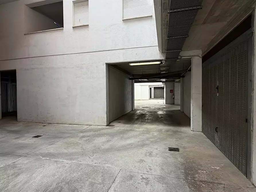 Immagine 7 di Appartamento in vendita  in via maroncel 161c a Marino