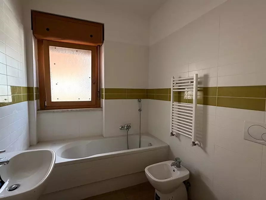 Immagine 2 di Appartamento in vendita  in via maroncelli 161c a Marino