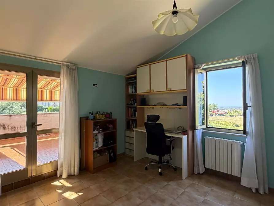 Immagine 2 di Appartamento in vendita  in VIA NOCCHIENTI 22 a Ariccia