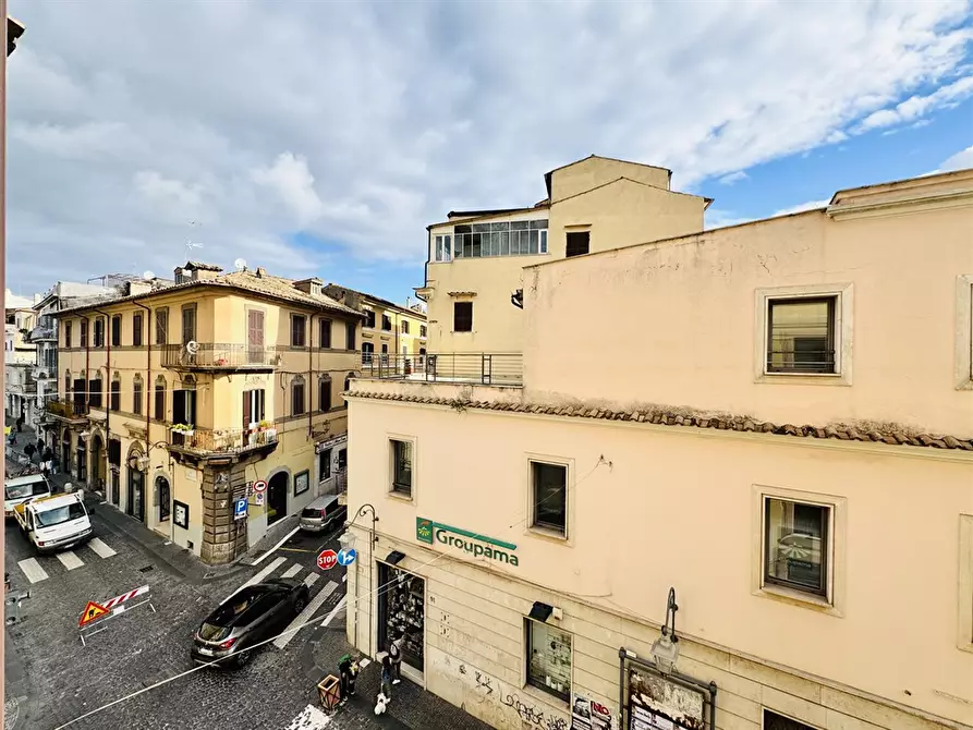 Immagine 1 di Appartamento in affitto  in Via Cavour 2 a Albano Laziale