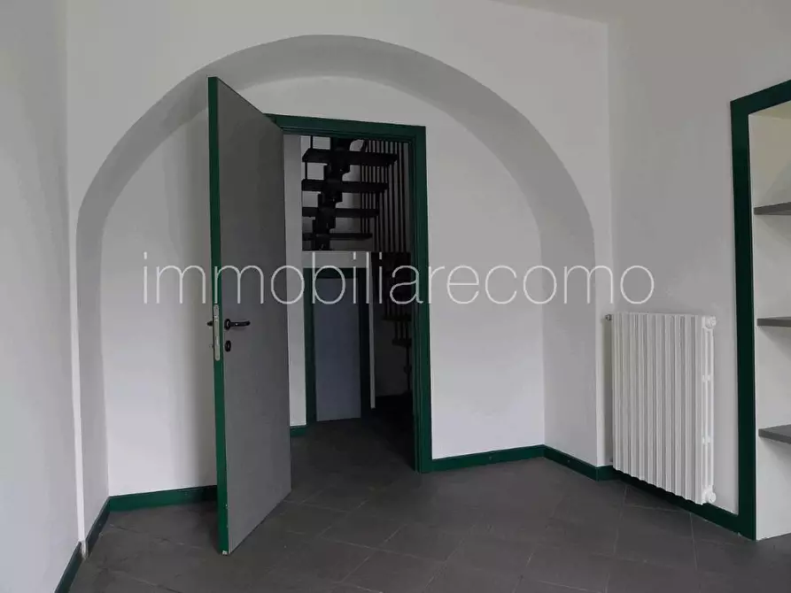 Immagine 2 di Appartamento in affitto  in via Besana a Moltrasio