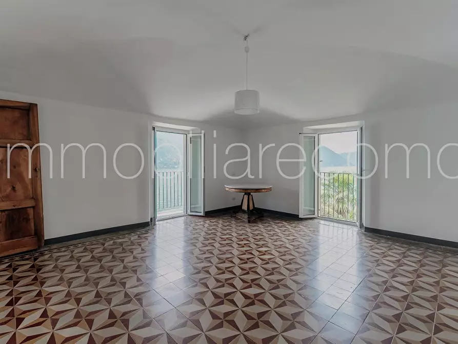 Immagine 2 di Appartamento in affitto  in Via Besana a Moltrasio