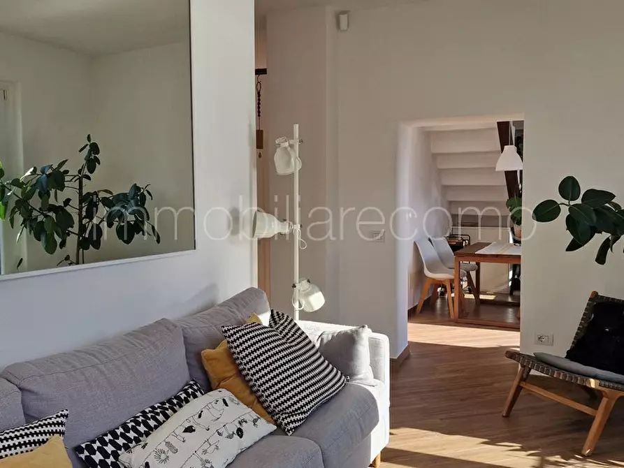 Immagine 2 di Appartamento in affitto  in Via Besana a Moltrasio