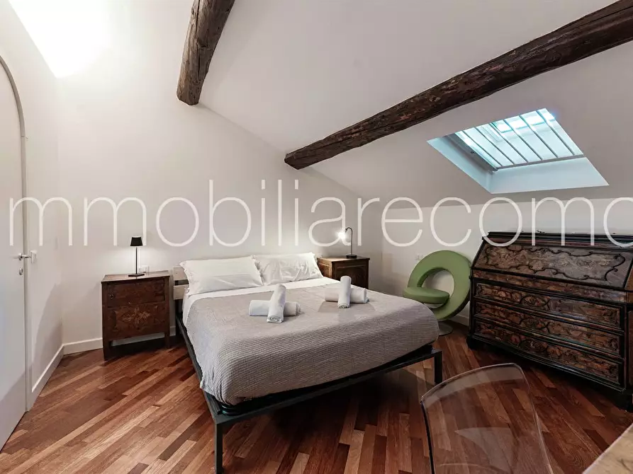 Immagine 9 di Appartamento in affitto  in Via Borgovico a Como