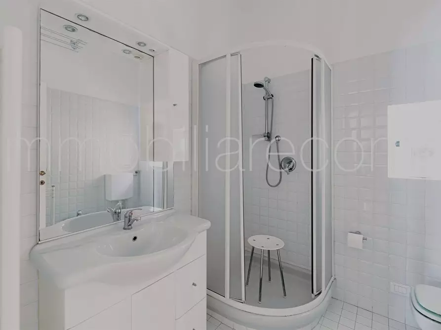 Immagine 2 di Appartamento in affitto  in Via Besana a Moltrasio