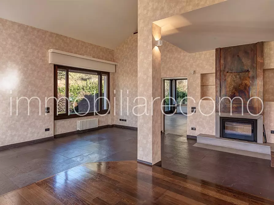 Immagine 1 di Villa in affitto  in via cascina pelada a Cantù