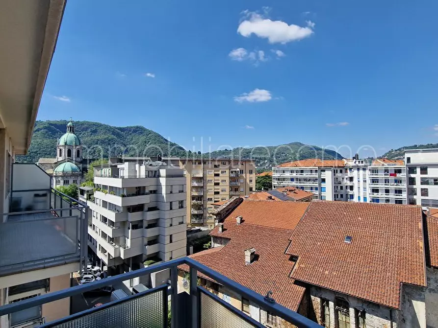 Immagine 7 di Appartamento in affitto  in via Rezzonico a Como