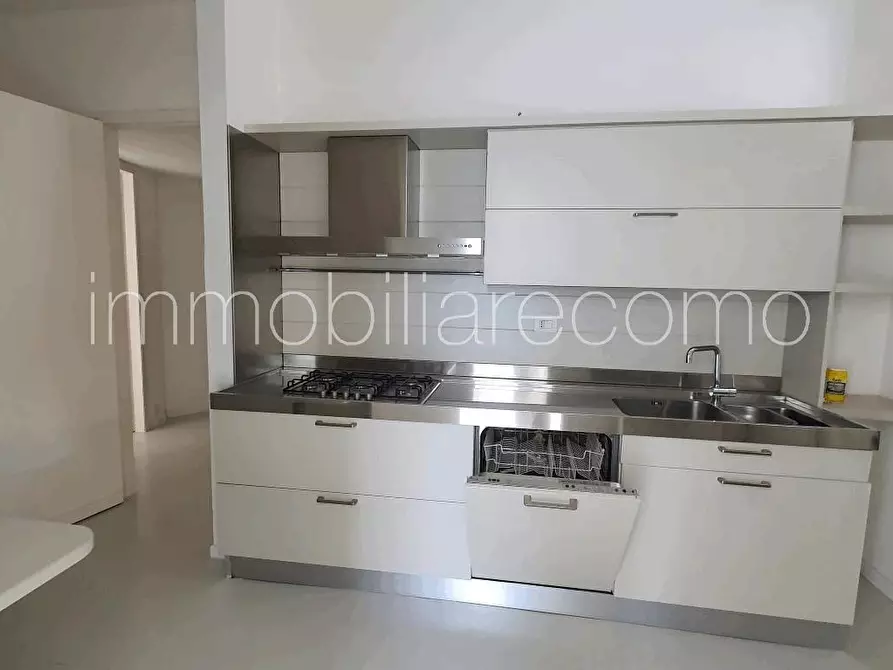 Immagine 3 di Casa bifamiliare in affitto  in Via Bignanico a Como