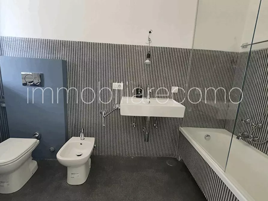 Immagine 4 di Casa bifamiliare in affitto  in Via Bignanico a Como