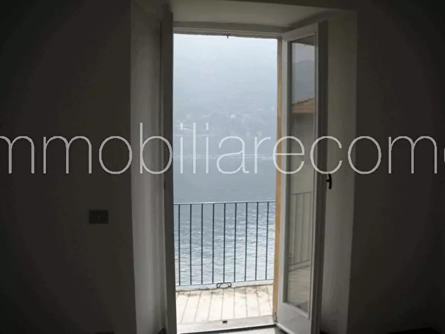 Immagine 1 di Appartamento in affitto  in via Besana a Moltrasio
