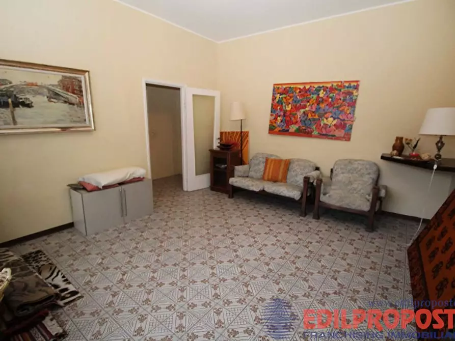 Immagine 1 di Appartamento in vendita  in VIA VITTORIO VENETO a Lazzate