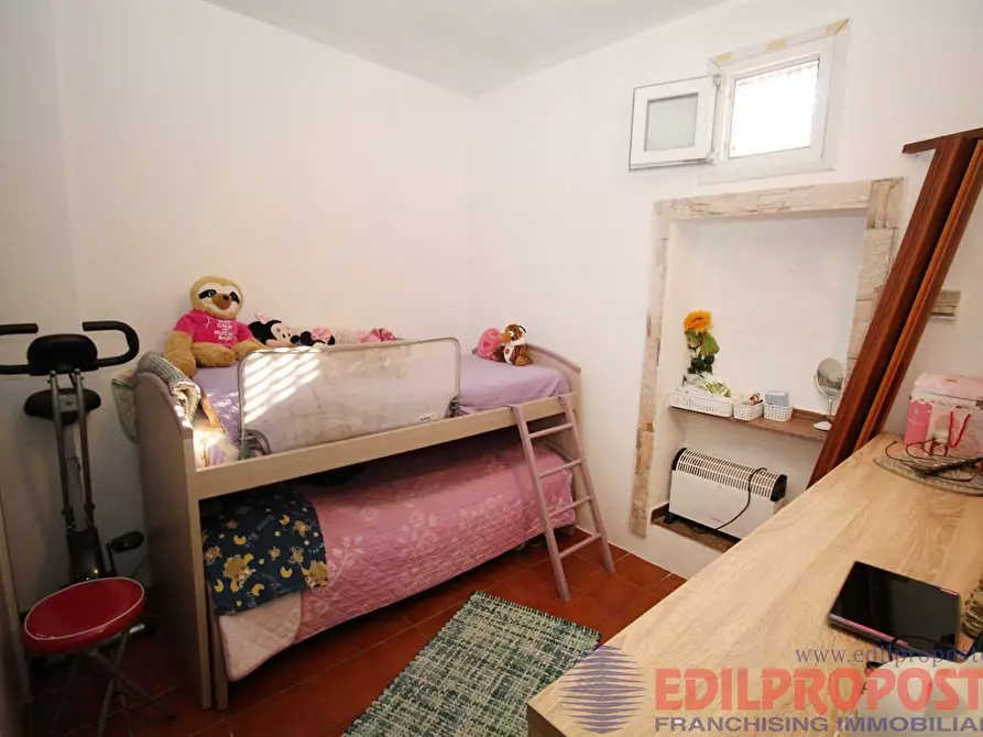 Immagine 1 di Appartamento in vendita  in Via Meucci a Rovellasca
