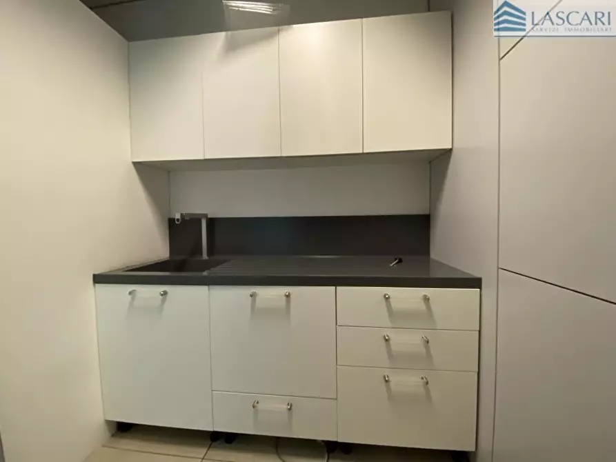 Immagine 6 di Capannone industriale in affitto  a Bonate Sopra