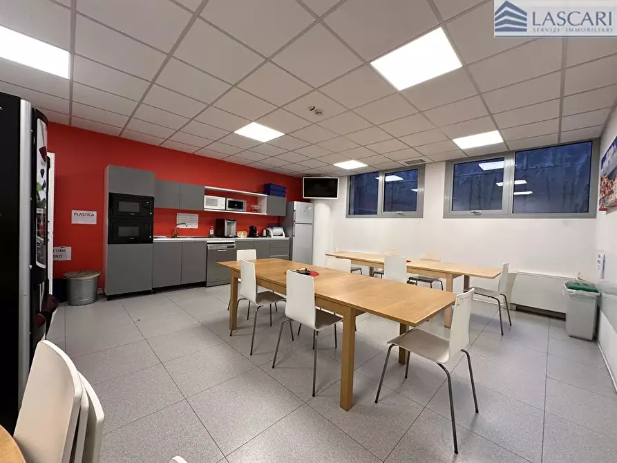 Immagine 7 di Ufficio in affitto  in Via Zanchi a Bergamo