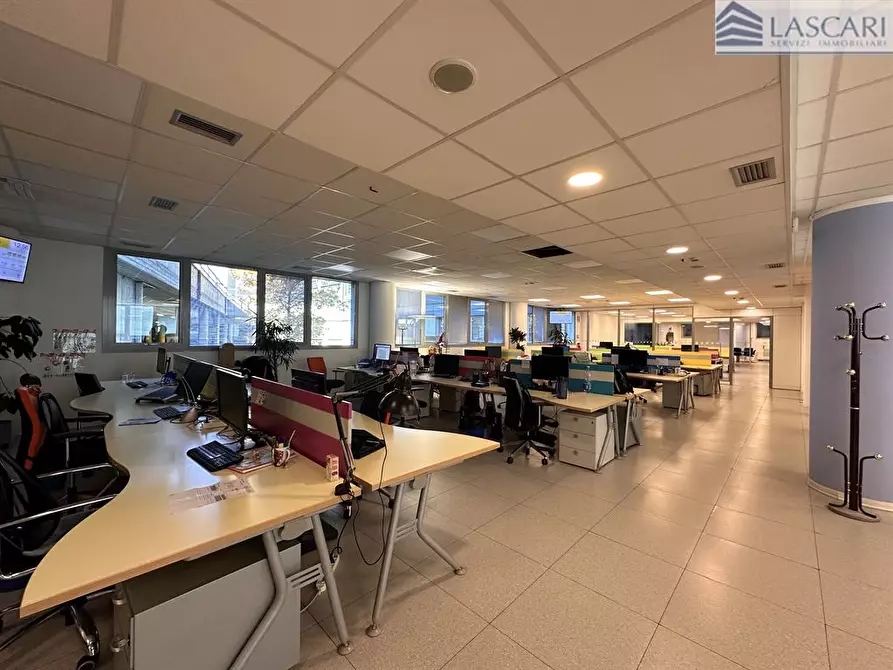 Immagine 5 di Ufficio in affitto  in Via Zanchi a Bergamo