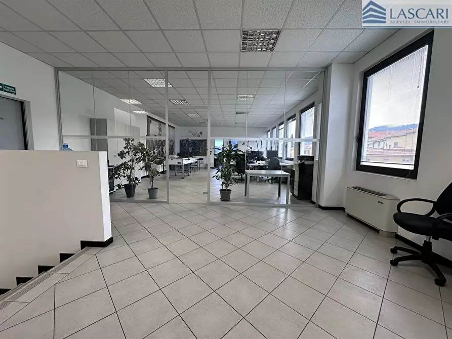 Immagine 4 di Ufficio in affitto  in Via Martinella a Gorle