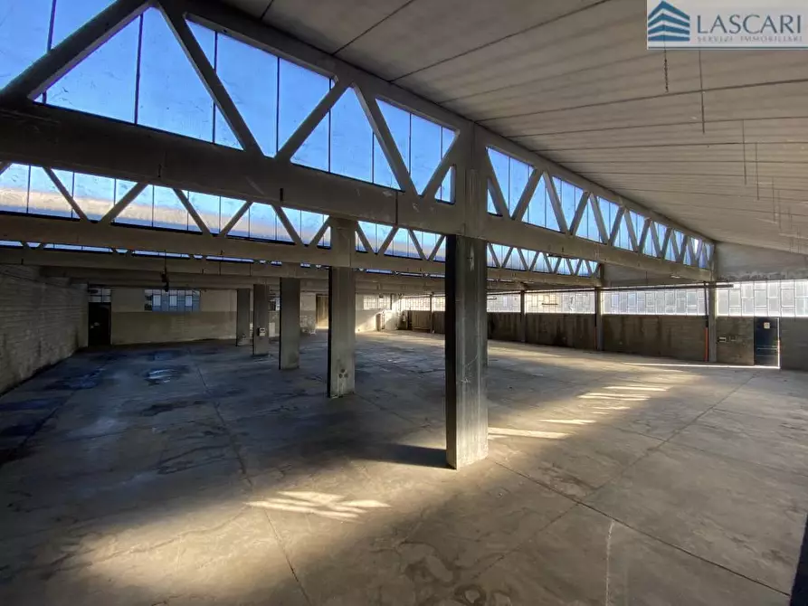 Immagine 2 di Capannone industriale in vendita  in Via Spirano 284 a Urgnano