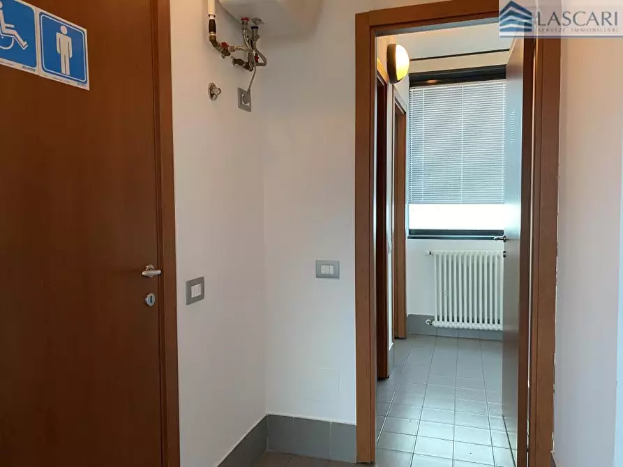 Immagine 8 di Ufficio in affitto  in Via Orio al Serio 29 a Grassobbio