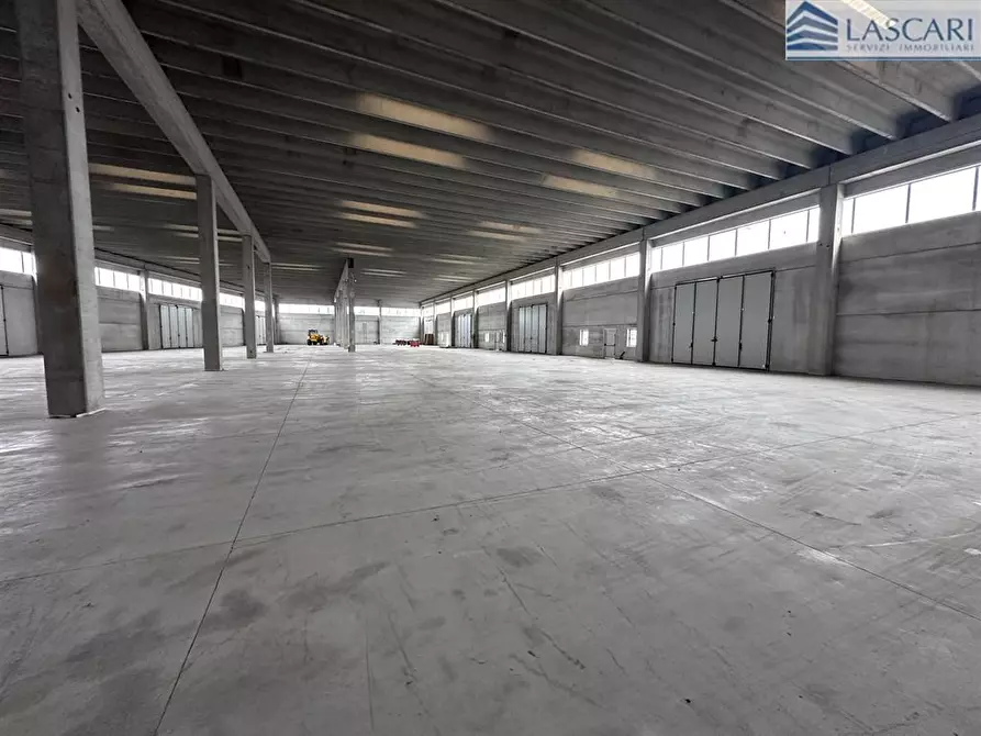 Immagine 7 di Capannone industriale in affitto  in Via dei Curti 1247 a Urgnano