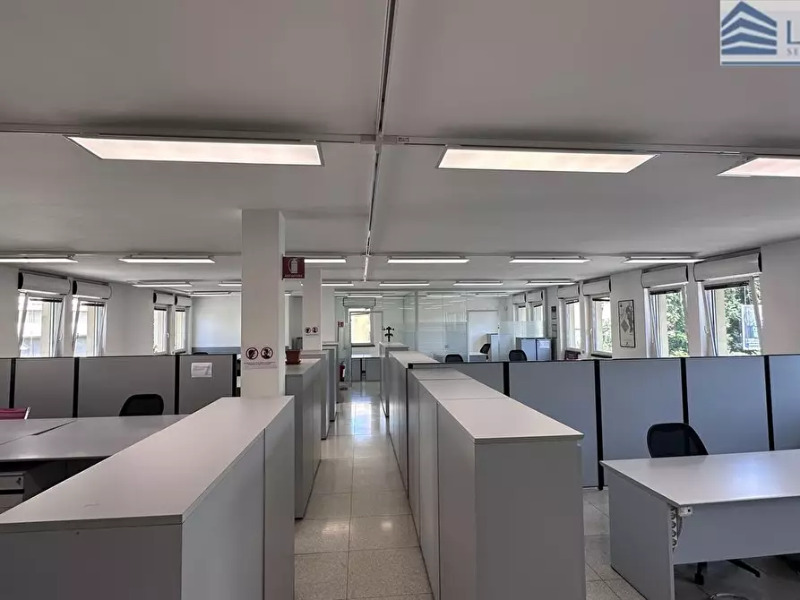 Immagine 7 di Ufficio in affitto  in Via Zanica 58 a Bergamo