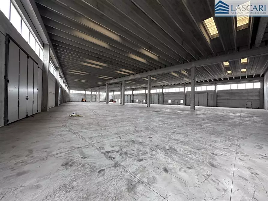 Immagine 3 di Capannone industriale in vendita  in Via dei Curti 1247 a Urgnano