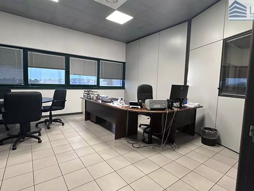 Immagine 3 di Capannone industriale in vendita  in Via Fermi 52 Q R a Curno