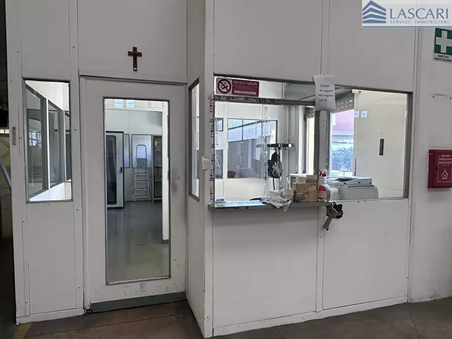 Immagine 8 di Capannone industriale in affitto  in Via Pascoli 6 a Presezzo