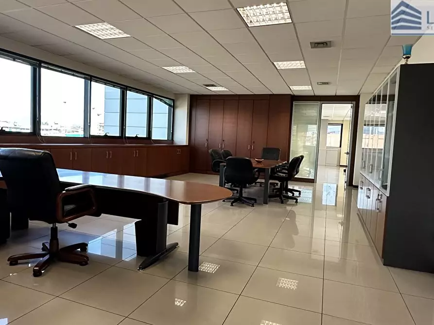 Immagine 7 di Stabile in affitto  in Via Valle d'Aosta a Dalmine