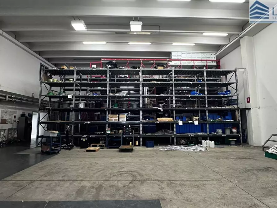 Immagine 2 di Capannone industriale in affitto  in Via Boschetti a Grassobbio