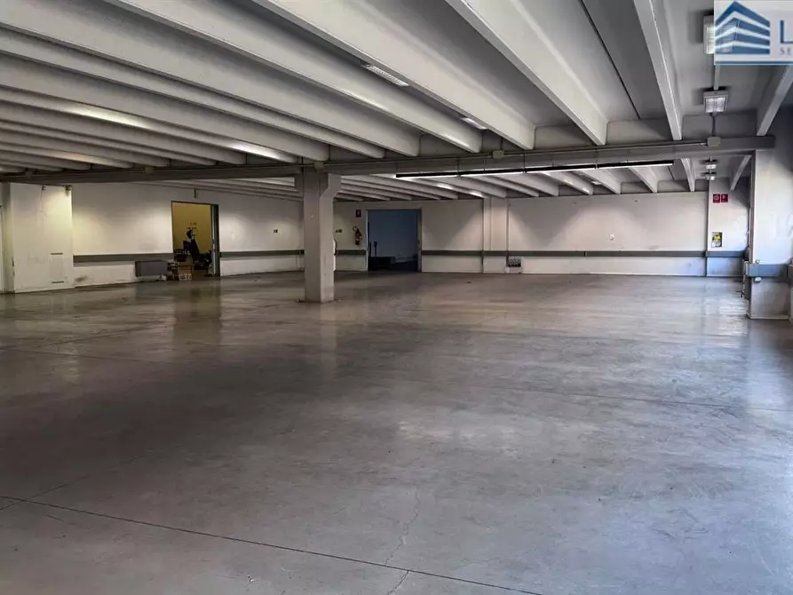 Immagine 7 di Capannone industriale in affitto  in Via Boschetti a Grassobbio