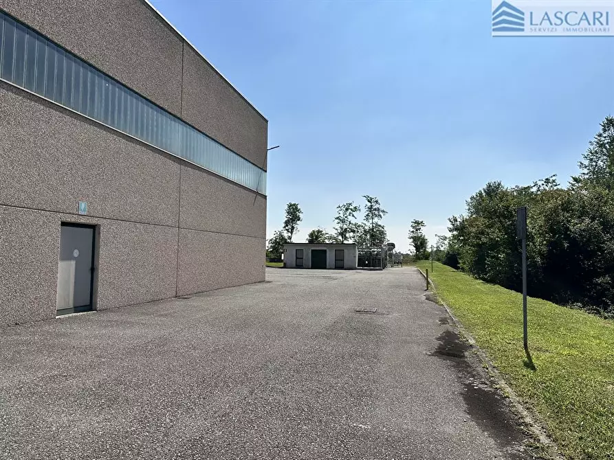 Immagine 4 di Capannone industriale in vendita  in Via Paganini a Chignolo D'isola