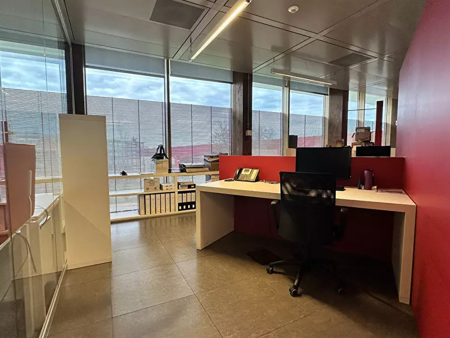 Immagine 7 di Ufficio in vendita  in Via Stezzano 87 a Bergamo