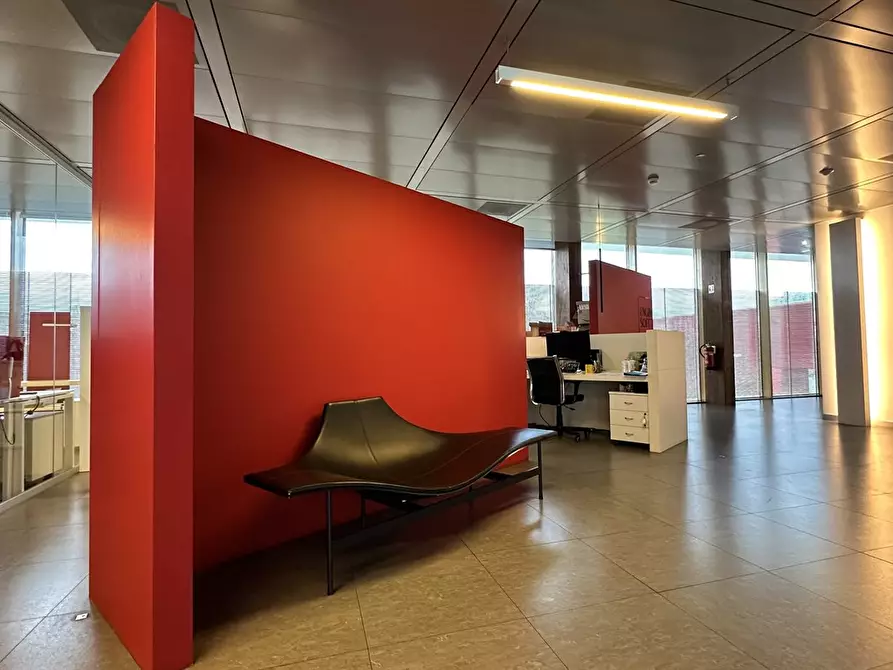 Immagine 5 di Ufficio in vendita  in Via Stezzano 87 a Bergamo